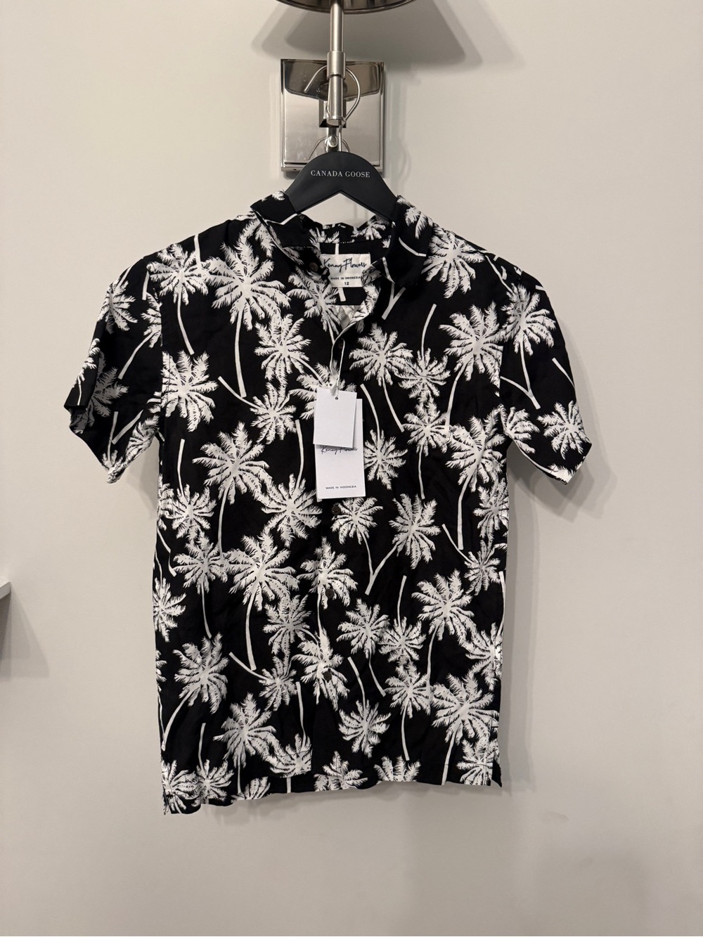 Kenny Flowers Black & White Palm-Print Short Sleeve Button-Down